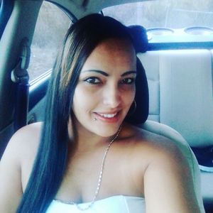 Meet your Posher, Amarilis